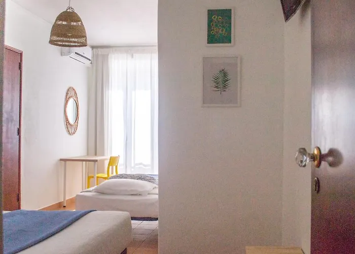 Residencial Avenida Πανσιόν Φάρο